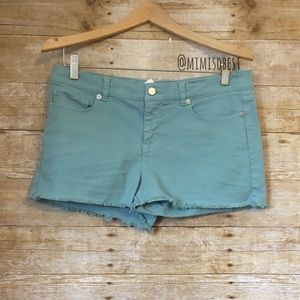 Andrew Charles shorts